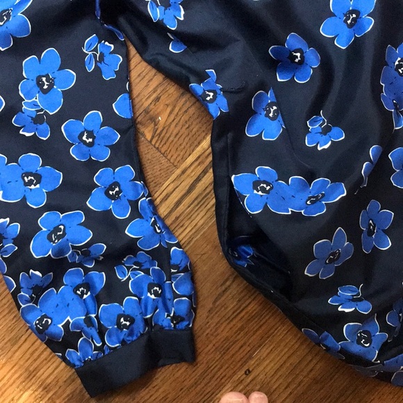 Vineyard Vines Navy Floral Dress EUC - Picture 2 of 6